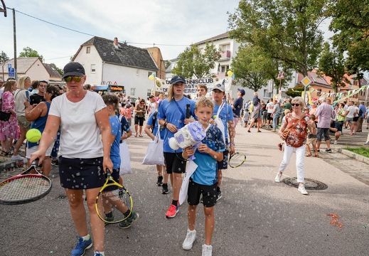 Kerbeumzug Delkenheim Wiesbaden-Delkenheim 17 09 2023 0064