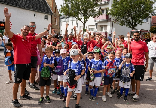 Kerbeumzug Delkenheim Wiesbaden-Delkenheim 17 09 2023 0084