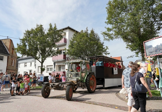 Kerbeumzug Delkenheim Wiesbaden-Delkenheim 17 09 2023 0105