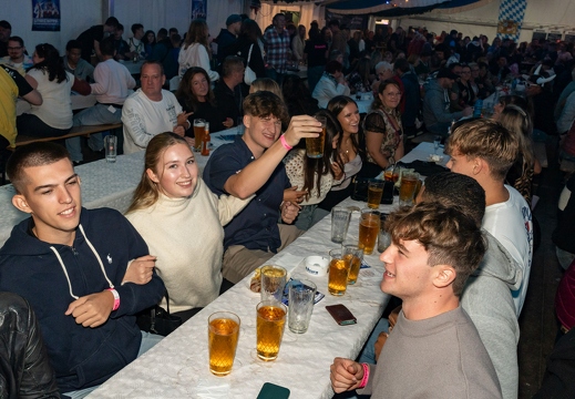 Zeltgaudi Erbenheim Wiesbaden-Erbenheim 22 09 2023 0069