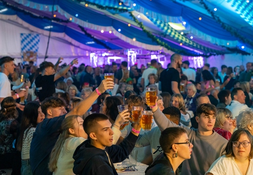 Zeltgaudi Erbenheim Wiesbaden-Erbenheim 22 09 2023 0081