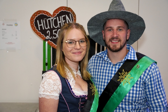 Oktoberfest_Wiesbaden_Delkenheim_2024_09_14_0003.jpg