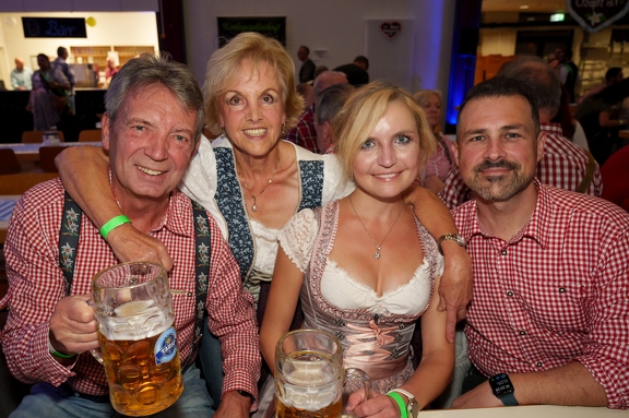 Oktoberfest_Wiesbaden_Delkenheim_2024_09_14_0029.jpg
