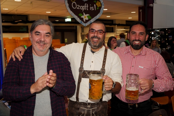 Oktoberfest_Wiesbaden_Delkenheim_2024_09_14_0037.jpg