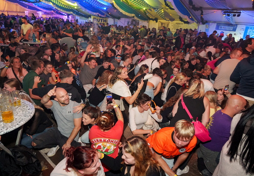 Zeltgaudi Wiesbaden-Erbenheim 26 09 2025 0115